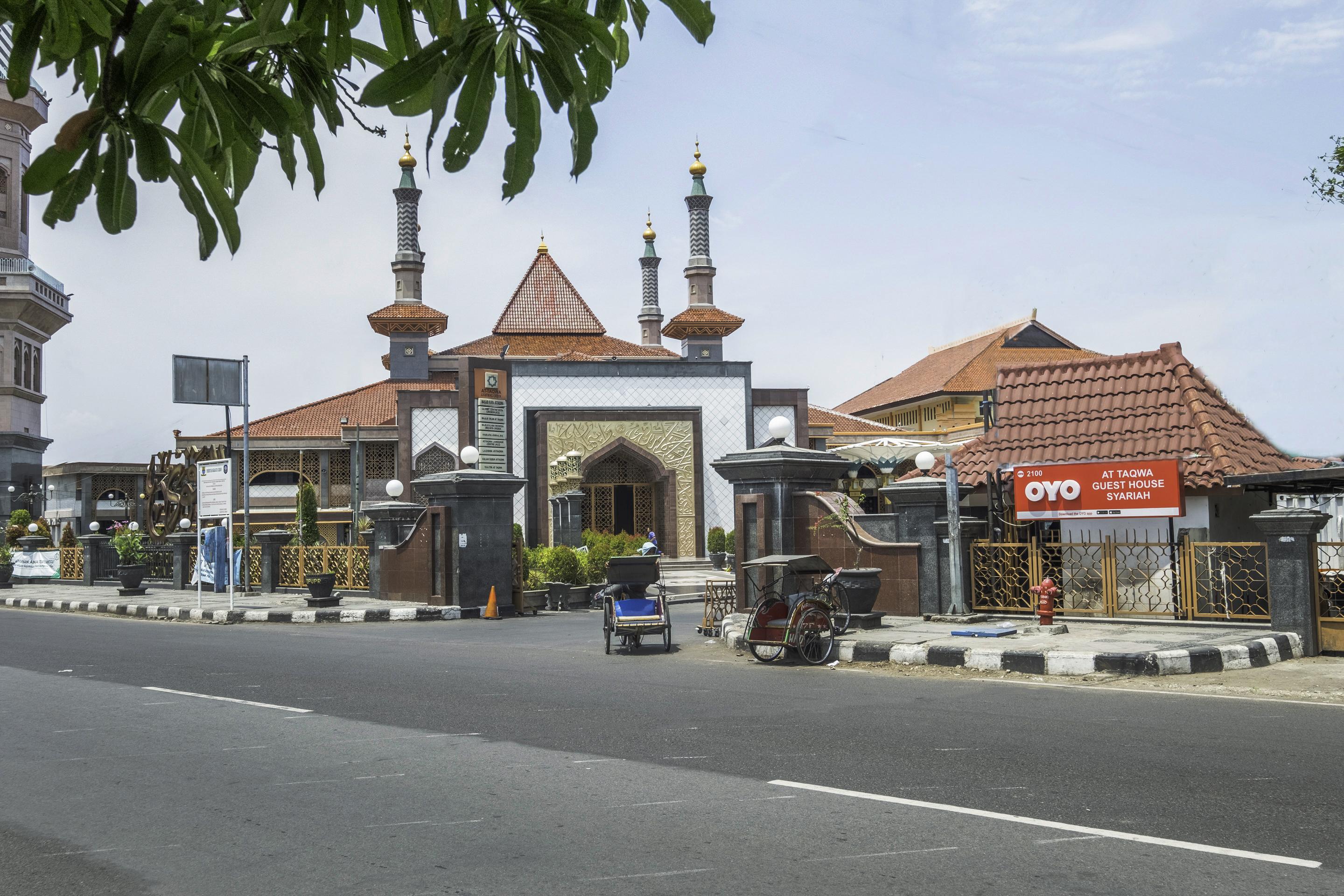 Oyo 2132 Pondok Avicenna تْشيريبون المظهر الخارجي الصورة