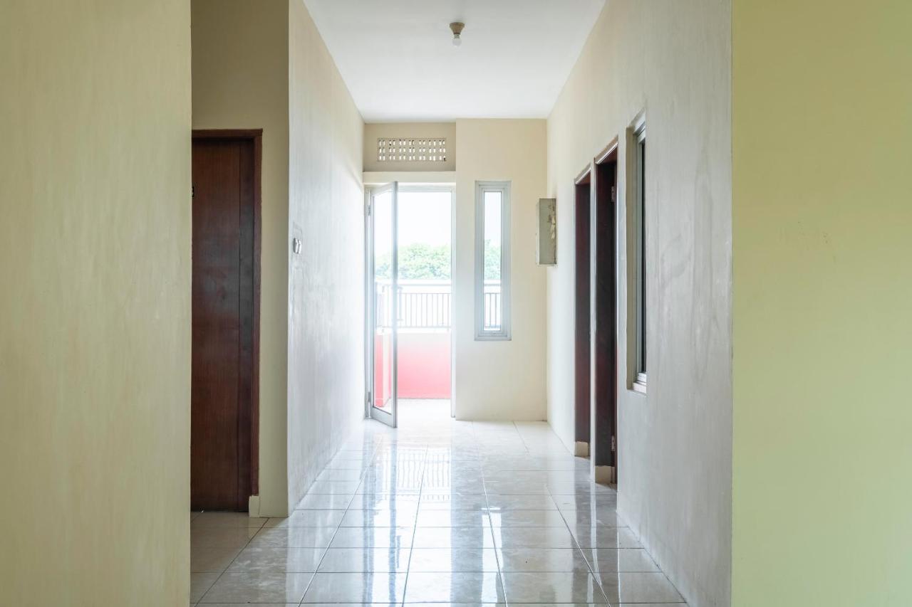 Oyo 2132 Pondok Avicenna تْشيريبون المظهر الخارجي الصورة